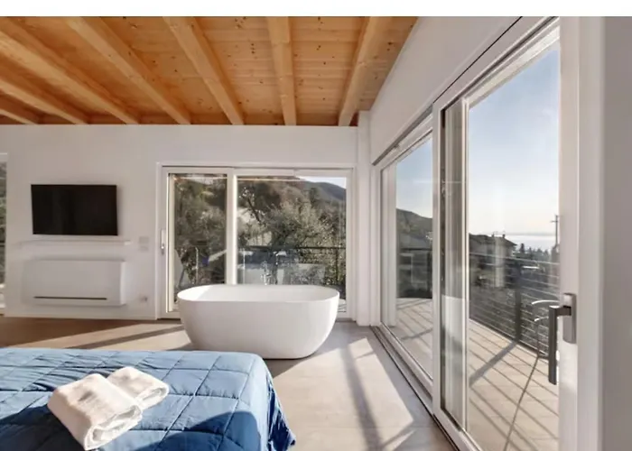 521 Openspace Apartment